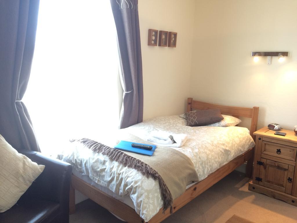 The Lodge Swindon Luaran gambar