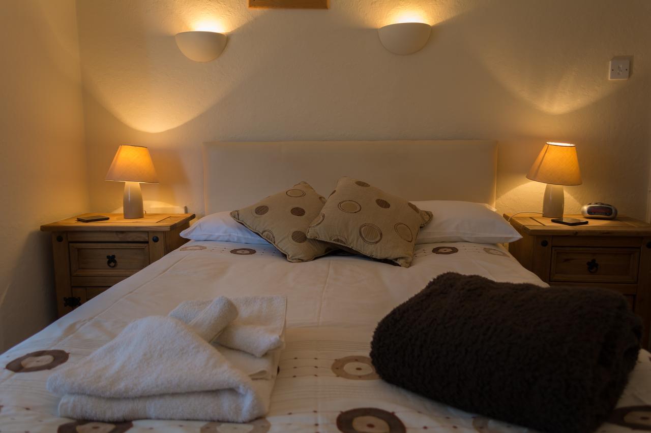 The Lodge Swindon Luaran gambar