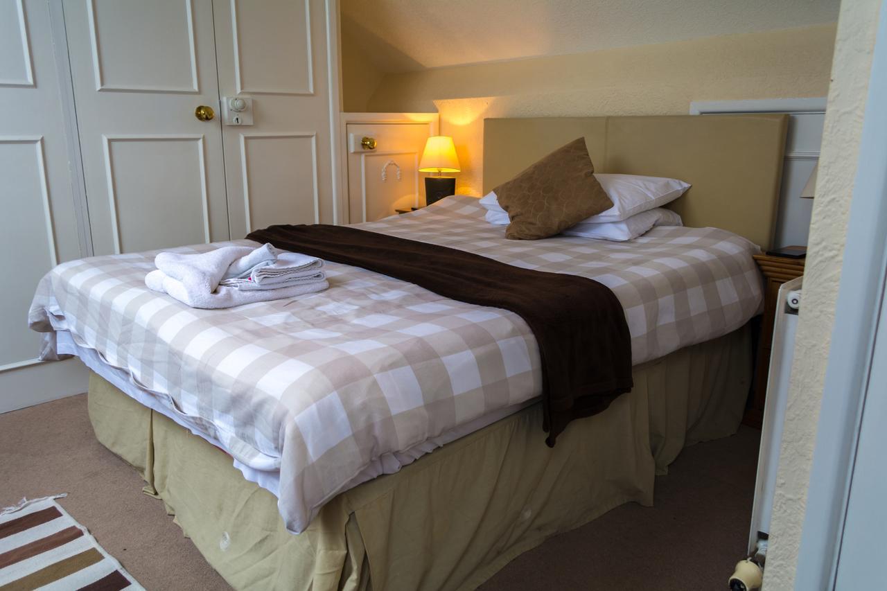 The Lodge Swindon Luaran gambar