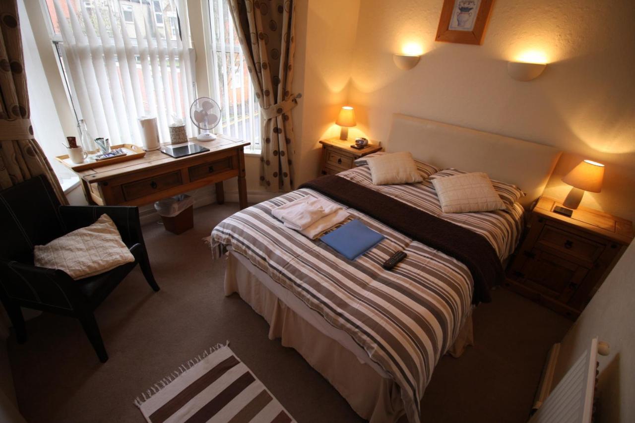 The Lodge Swindon Luaran gambar