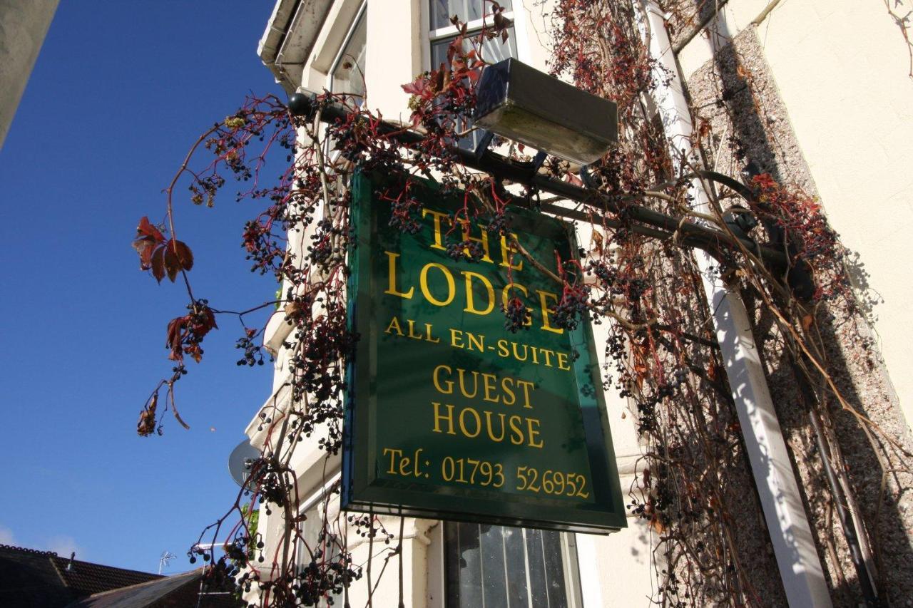 The Lodge Swindon Luaran gambar